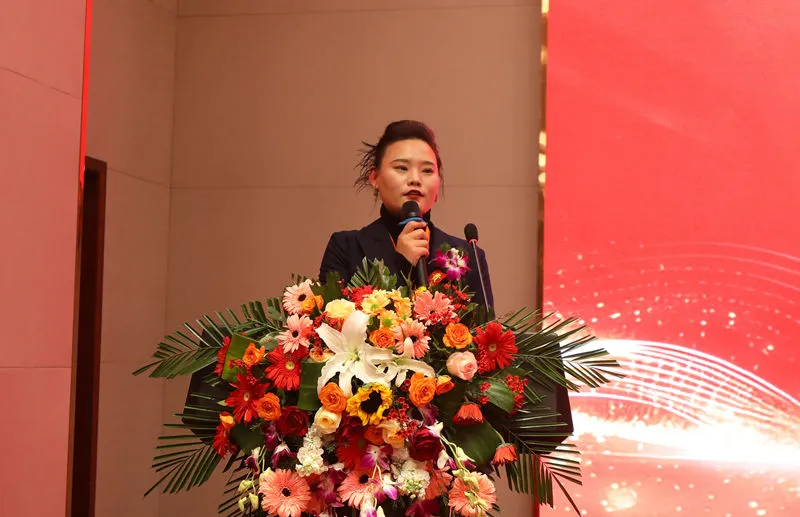 EE5A1354_副本.jpg EE5A1354_副本.jpg