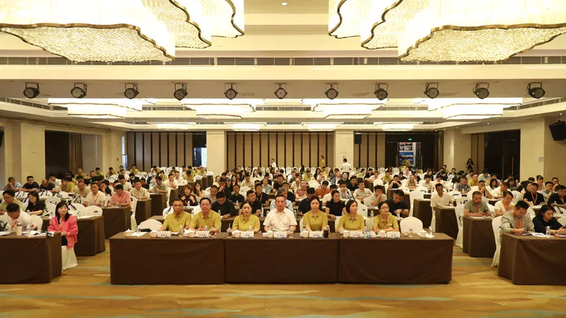EE5A0424(1)_副本.jpg EE5A0424(1)_副本.jpg